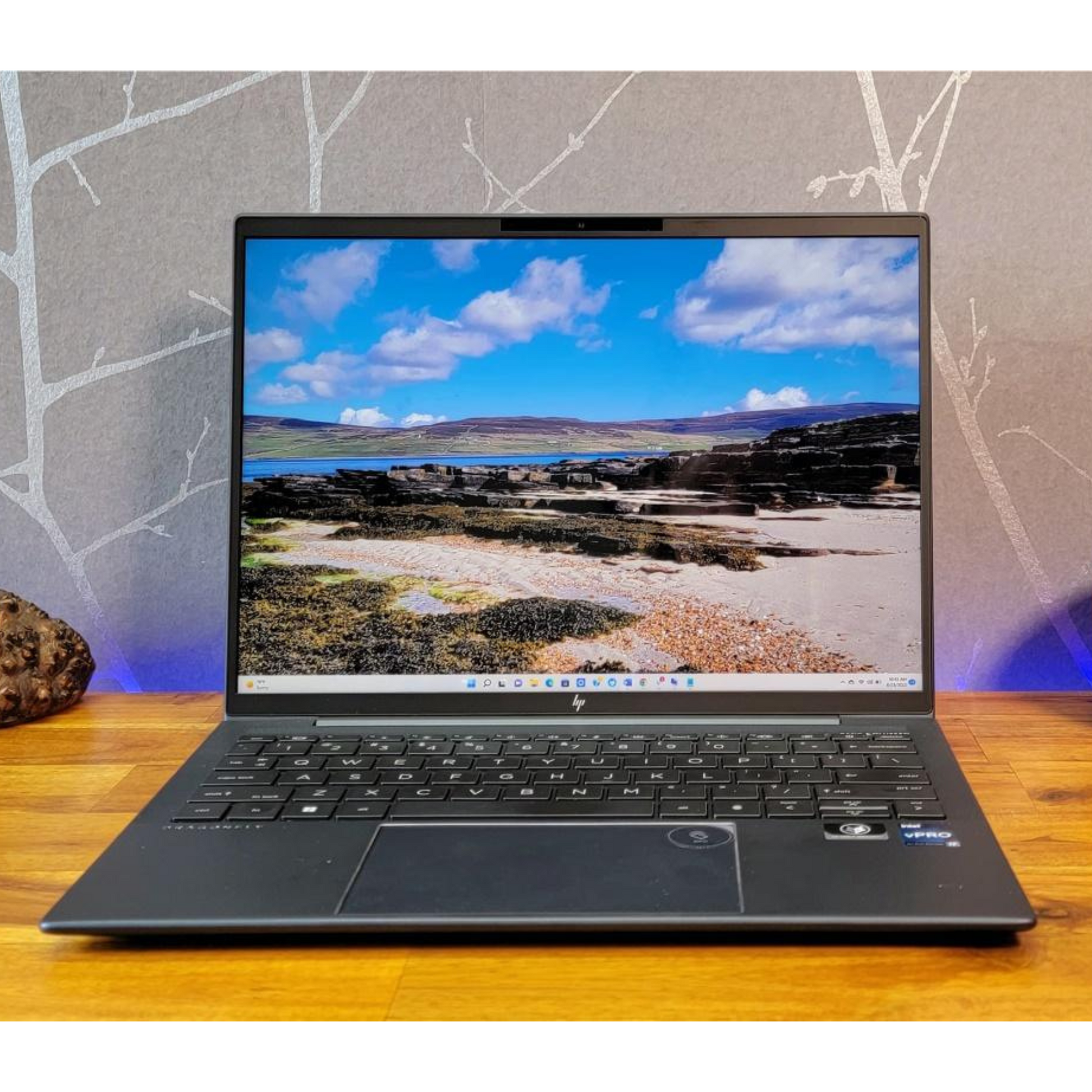 HP Elite DragonFly G3 Intel® Core™ i7 (12th Gen) 13.5 Inch Laptop - real time