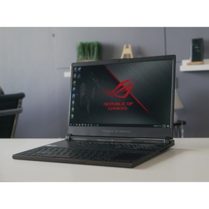 ASUS ROG Zephyrus S GX531 Intel® Core™ i7 (8th Gen) 15.6 Inch Gaming Laptop - Real life